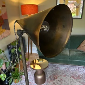 Floor lamp dark metal