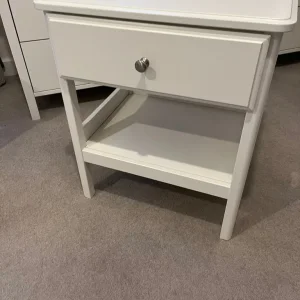 IKEA TYSSEDAL Bedside table, white