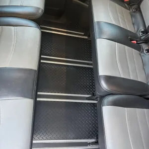 2019 PCO Mercedes-Benz Vito 2143cc Manual 5-door - Image 6
