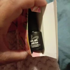 Gel nail kit with 30+ pastel shades - Image 2