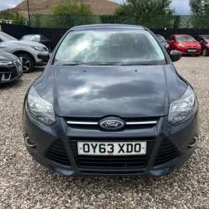 2013 Ford Focus 1.0 EcoBoost 5-door hatchback manual petrol - Image 2