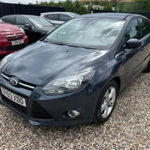 2013 Ford Focus 1.0 EcoBoost 5-door hatchback manual petrol - Image 3
