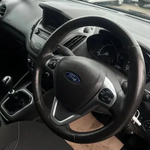 2022 Ford Transit Courier 1.0 EcoBoost Limited Van [6 Speed] Panel Van Petrol Manual - Image 4