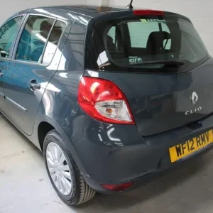 2012 Renault Clio 1.2 Expression Euro 5 5-door Hatchback Petrol Manual - Image 5