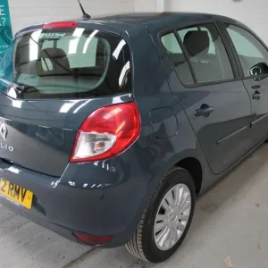 2012 Renault Clio 1.2 Expression Euro 5 5-door Hatchback Petrol Manual - Image 7