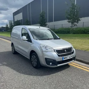 2017 Peugeot Partner 850 SE 1.6 BlueHDi 100 Van ETG