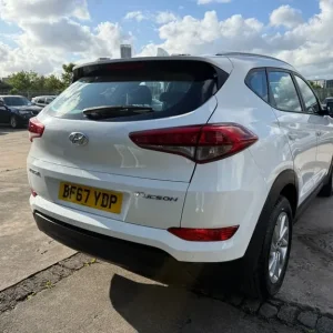 2017 Hyundai Tucson 1.6 Petrol Manual 5-door Estate - Image 6