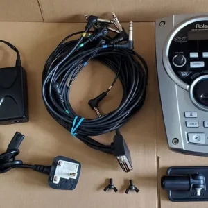 Roland TD-15 Drum Module Set with Custom Kits and Extra Cables - Image 3