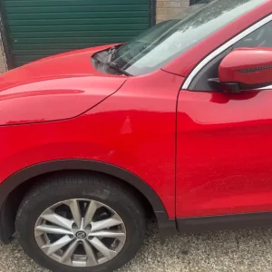 Nissan Qashqai 2016 1.2L 5-door hatchback - Image 4