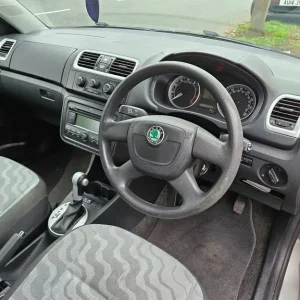 Skoda Fabia Estate 2009 Automatic 1.6L 5-door - Image 6