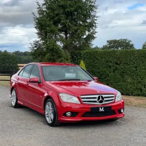 2010 Mercedes-Benz C180K BlueEFFICIENCY Sport 4-door saloon - Image 4