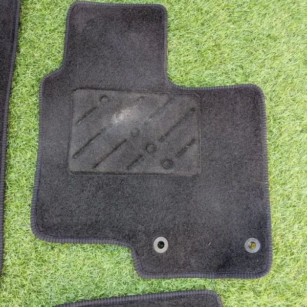 Hyundai Tucson carpet car mats 2022 model