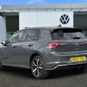 2025 Volkswagen Golf GTE MK8 Facelift 1.5 TSI (272ps) DSG - Image 3
