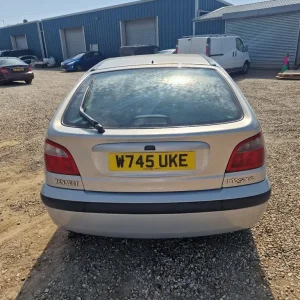 Automatic Renault Megane Hatchback 2000 1.6 5-door - Image 4
