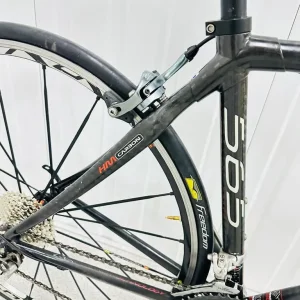 Full Carbon LOOK 565 Road Bike with Ultegra Groupset - Image 4