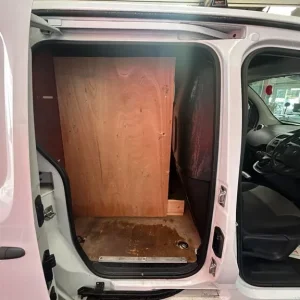 2018 Renault Kangoo Maxi LL21 Business Plus Energy DCI Panel Van - Image 6