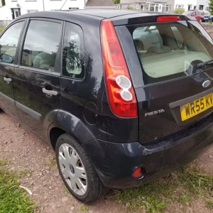 Ford Fiesta 1.4 petrol 2005 - Image 5