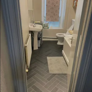 TWO ROOMS AVAILABLE IN PRIVATE APARTMENT - Image 5