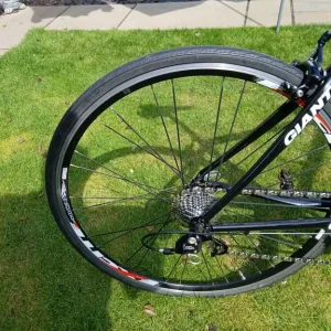 Road Bike Giant TCR Compact 47cm Frame 700c Wheels - Image 7