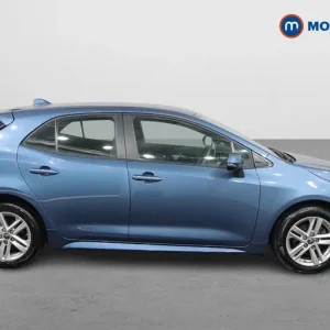 2022 Toyota Corolla 1.8 VVT-i Hybrid Icon Tech 5dr CVT Hatchback - Image 8