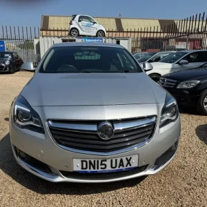 2015 Vauxhall Insignia 2.0 CDTi EcoFLEX SRi Nav Diesel Manual 5-door Hatchback - Image 5