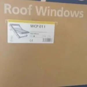 Keylite roof window 55cm x 78cm with tile flashing kit - Image 6