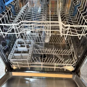 Indesit DIF 04B1 Dishwasher - Image 2