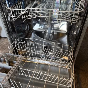 Indesit DIF 04B1 Dishwasher - Image 4