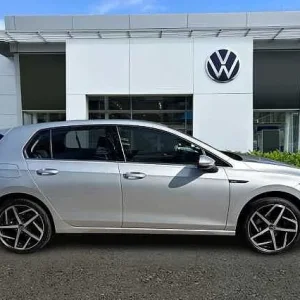 2022 Volkswagen Golf 1.5 TSI 150 Style 5dr Hatchback Petrol Manual - Image 4