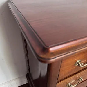 Vintage Mahogany 4 Drawer Chest of Drawers - Image 5