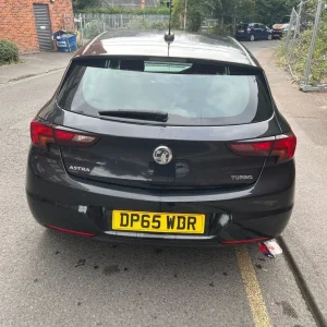 2015 Vauxhall Astra hatchback - Image 4
