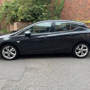 2015 Vauxhall Astra hatchback - Image 5