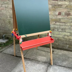 Melissa and Doug Children's Drawing and Painting Easel - Image 2