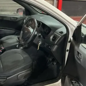 2018 Hyundai i10 1.0 GO Hatchback Petrol Manual - Image 7