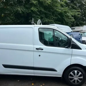 Ford Transit Custom 290 LR P/V - Image 8