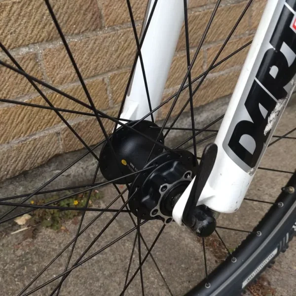 2008 Gary Fisher Marlin GS 17" Mountain Bike with RockShox Dart 2 Forks