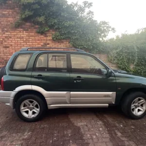 Suzuki Grand Vitara Estate 2006 Manual 4x4 - Image 3