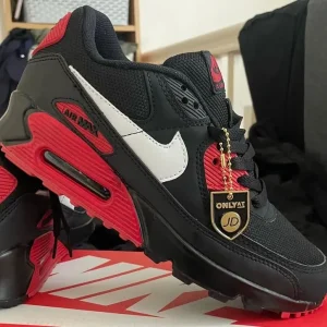 Nike Airmax 95s, Vapourmax 90s 110s, Jordan 97s - Image 2