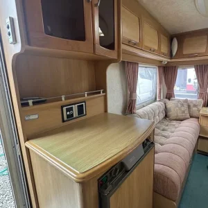 Lunar Ariva 2 berth caravan - Image 6