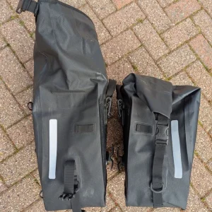 Overboard Classic Waterproof Bike Pannier Bag 17L, 2 Available - Image 4