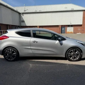 2013 Kia Pro Ceed 1.6 GDi EcoDynamics SE Euro 5 3-door hatchback - Image 5