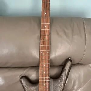 Left handed bass guitar - Image 3
