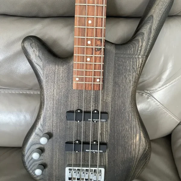 Left handed bass guitar