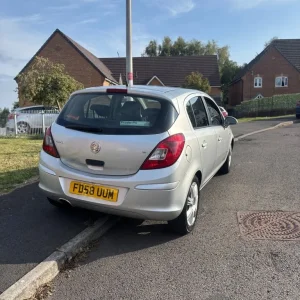 Vauxhall Corsa 1.4L hatchback 2009 manual - Image 2