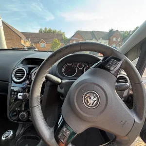 Vauxhall Corsa 1.4L hatchback 2009 manual - Image 4