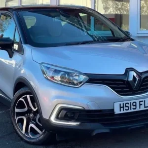 2019 Renault Captur Iconic 1.5 dCi Diesel Hatchback - Image 2