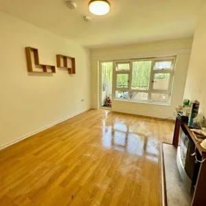 2 Bedroom First Floor Flat in Shetland-Islands, Scotland - Image 3