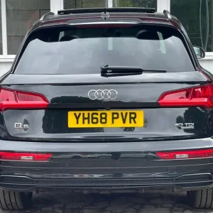 2019 Audi Q5 40 Black Edition Diesel SUV - Image 8