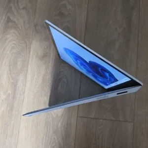 Microsoft Surface Laptop Gen 2 256GB with touchscreen - Image 3