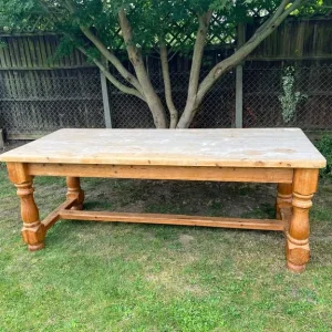Large 7ft pine vintage farmhouse dining table with 8 matching chairs - Image 3